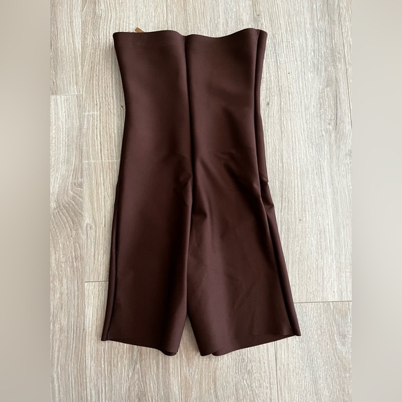 NWT Skims Body High Waisted Mid Thigh Shorts BO-SHO-9552W Cocoa - Medium - Picture 8 of 8